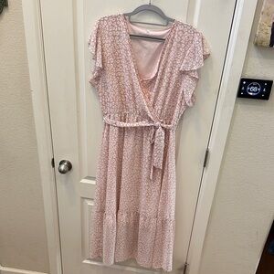 Source Unknown Blush Floral Midi Dress